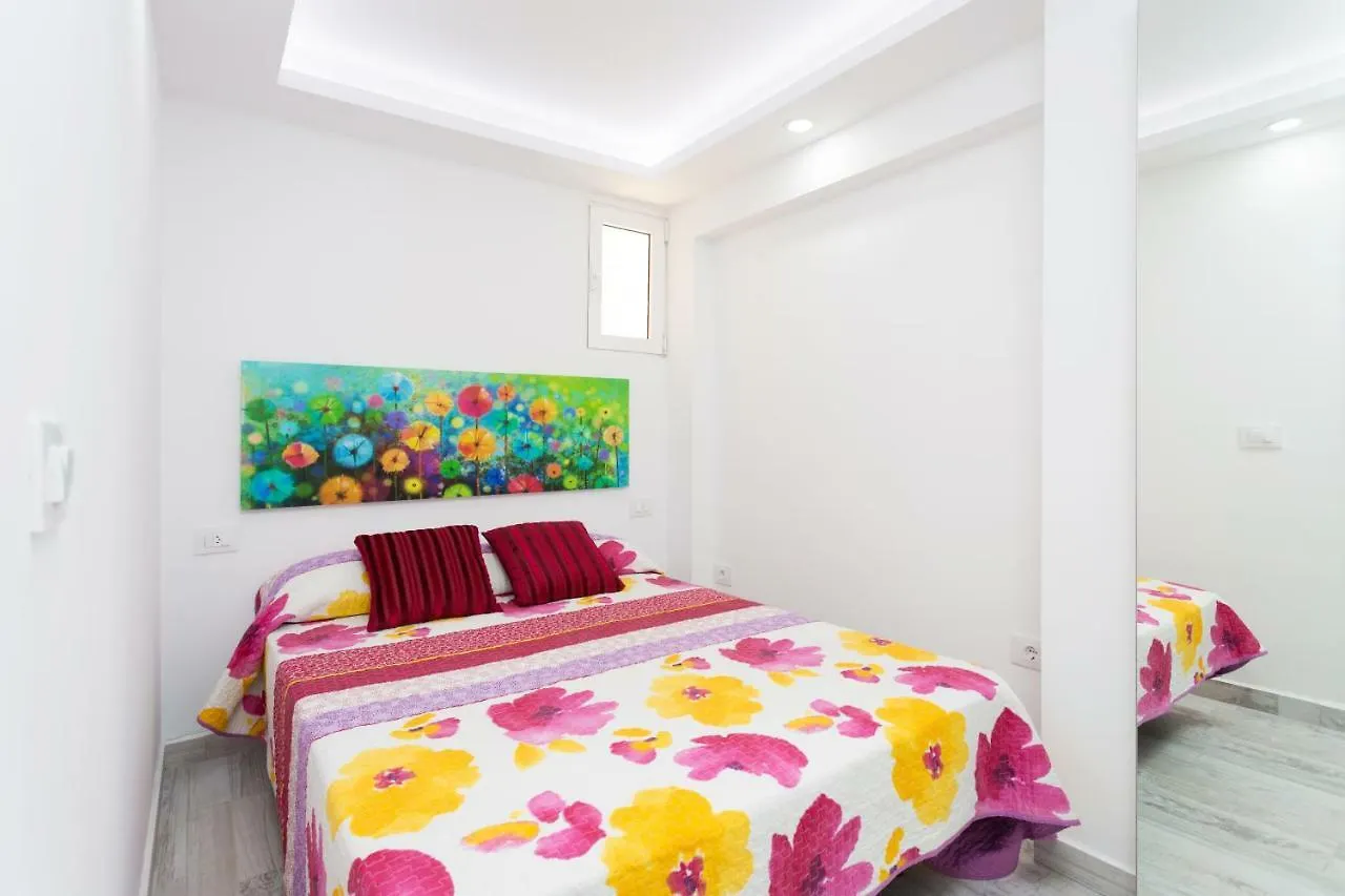 Apartment 63 Los Cristianos First Sea Line, Parking, Wi Fi
